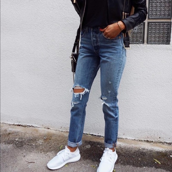 NWT Levi’s 501 Taper Light Wash Distressed Jeans - Picture 6 of 6